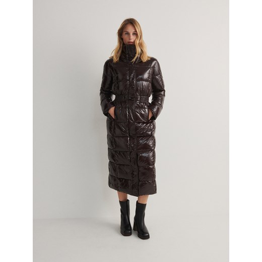 Reserved - Płaszcz z połyskującej tkaniny - ciemnobrązowy ze sklepu Reserved w kategorii Płaszcze damskie - zdjęcie 166448332
