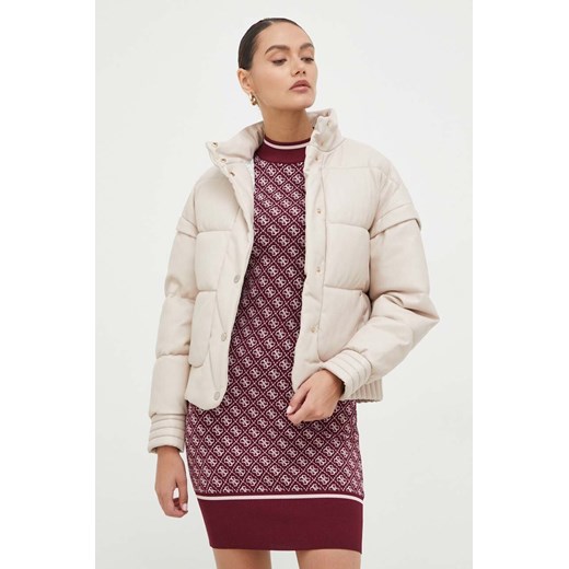 Guess kurtka damska kolor beżowy zimowa ze sklepu ANSWEAR.com w kategorii Kurtki damskie - zdjęcie 166482792