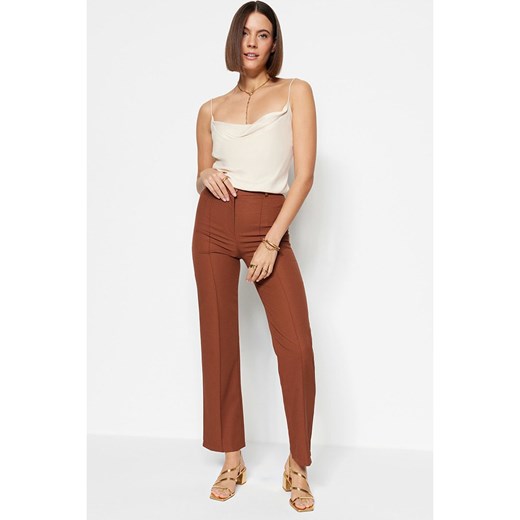 trendyol Spodnie w kolorze brązowym ze sklepu Limango Polska w kategorii Spodnie damskie - zdjęcie 166483853