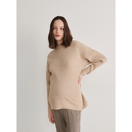 Reserved - Gładki sweter - kremowy ze sklepu Reserved w kategorii Swetry damskie - zdjęcie 166503240