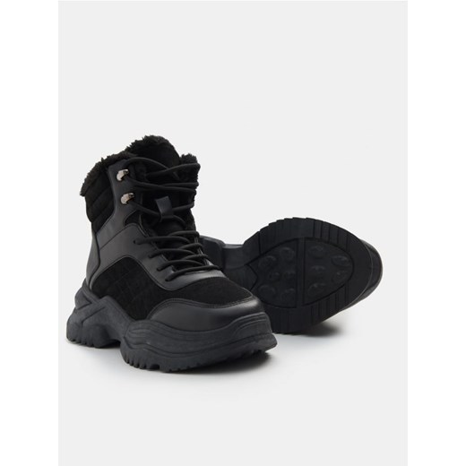 Sinsay - Sneakersy z ociepleniem - czarny ze sklepu Sinsay w kategorii Buty sportowe damskie - zdjęcie 166596300