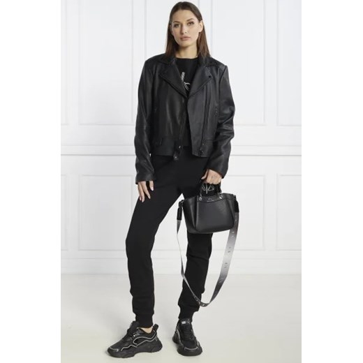 Listonoszka czarna Armani Exchange na ramię średnia ze skóry ekologicznej 
