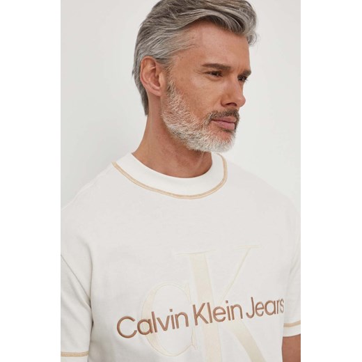 Calvin Klein Jeans t-shirt bawełniany męski kolor beżowy z aplikacją ze sklepu ANSWEAR.com w kategorii T-shirty męskie - zdjęcie 166664814