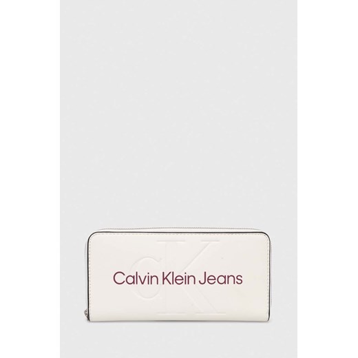 Calvin Klein Jeans portfel damski kolor biały ze sklepu ANSWEAR.com w kategorii Portfele damskie - zdjęcie 166763122