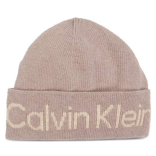 Czapka Calvin Klein Logo Reverso Tonal Beanie K60K611151 Doeskin PBP ze sklepu eobuwie.pl w kategorii Czapki zimowe damskie - zdjęcie 166780280