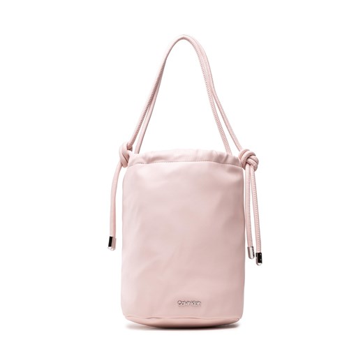 Torebka Calvin Klein Roped Bucket Bag K60K609003 Różowy ze sklepu eobuwie.pl w kategorii Torebki worki - zdjęcie 166782584