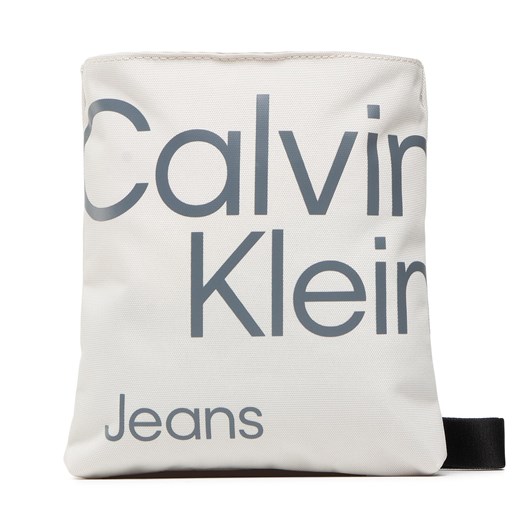 Saszetka Calvin Klein Jeans Sport Essentials Flatpack18 Aop K50K509825 0F4 ze sklepu eobuwie.pl w kategorii Saszetki - zdjęcie 166789061