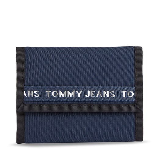 Portfel męski Tommy Jeans Tjm Essential Nylon Trifold AM0AM11720 Granatowy ze sklepu eobuwie.pl w kategorii Portfele męskie - zdjęcie 166815653