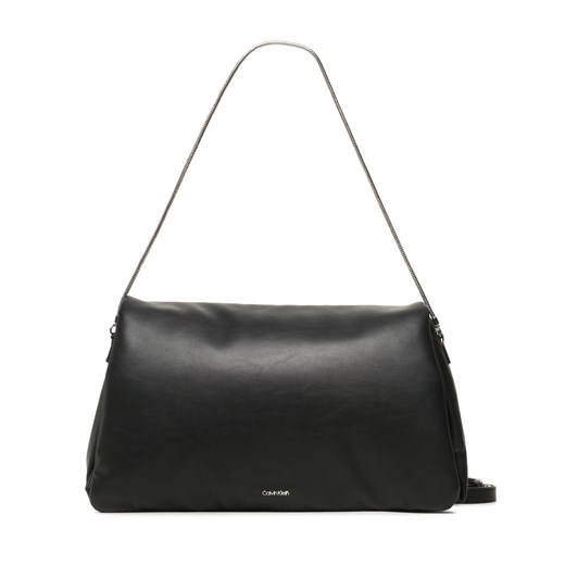 Torebka Calvin Klein Puffed Shoulder Bag K60K611020 Czarny ze sklepu eobuwie.pl w kategorii Listonoszki - zdjęcie 166822761