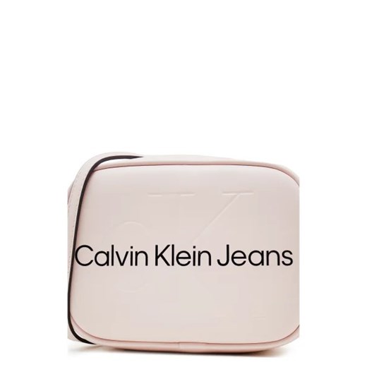 Biała listonoszka Calvin Klein średnia matowa 