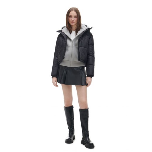 Cropp - Czarna kurtka puffer z kapturem - czarny Cropp S Cropp