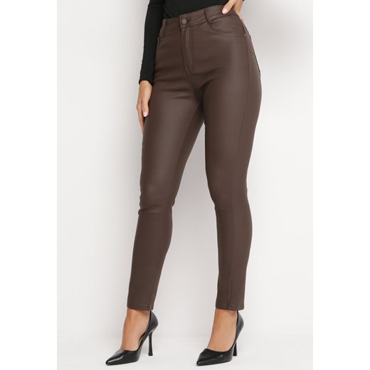 Ciemnobrązowe Spodnie Skinny Push Up Zami ze sklepu Born2be Odzież w kategorii Spodnie damskie - zdjęcie 167448653