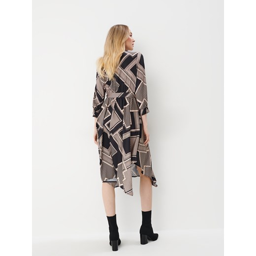 Mohito - Szmizjerka midi - Czarny Mohito 44 Mohito