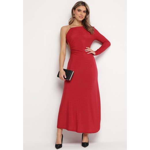 Czerwona Sukienka Maxi o Asymetrycznym Kroju z Łańcuszkiem Verdisa ze sklepu Born2be Odzież w kategorii Sukienki - zdjęcie 167526093