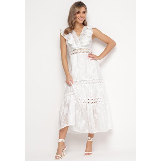 Biała Sukienka z Falbanką Przy Dekolcie i Koronkowymi Wstawkami Daxave ze sklepu Born2be Odzież w kategorii Sukienki - zdjęcie 167526163