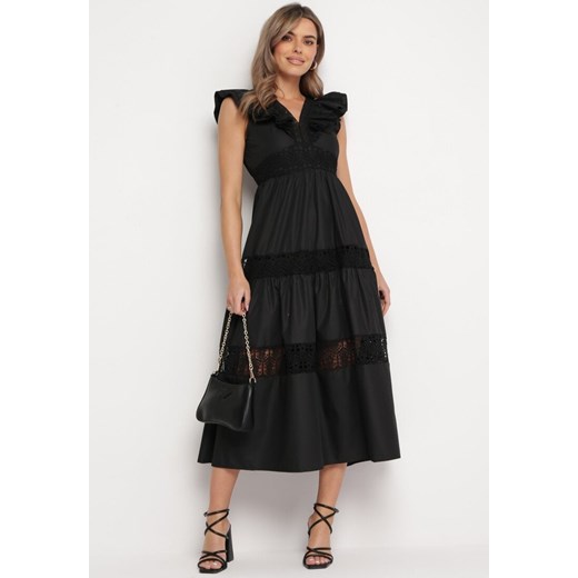 Czarna Rozkloszowana Sukienka Maxi z Falbanką i Koronką Gavria ze sklepu Born2be Odzież w kategorii Sukienki - zdjęcie 167526240