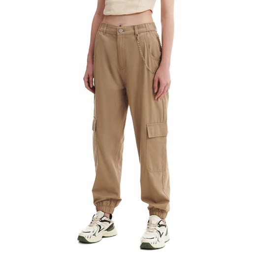 Cropp - Beżowe spodnie jogger cargo z łańcuchem - beżowy Cropp 38 okazyjna cena Cropp