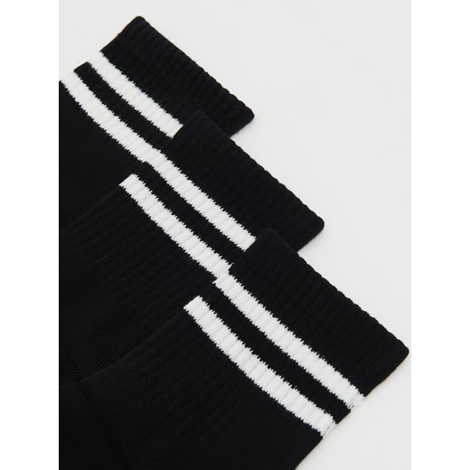 Cropp - 3 pack czarnych skarpet z białymi paskami - czarny Cropp 39-41 Cropp