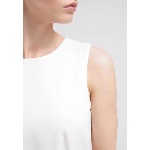 KIOMI Sukienka koszulowa off white zalando  bawełna