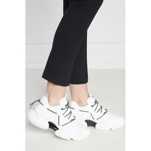 Buty sportowe damskie białe Marc Cain sneakersy na wiosnę na platformie 
