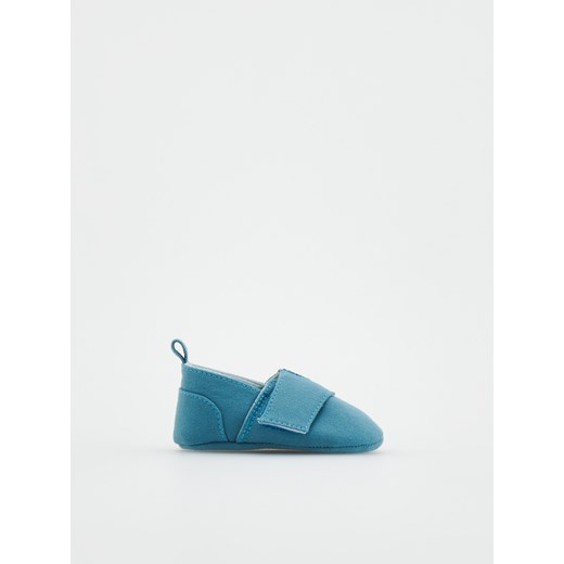 Reserved - Bawełniane kapcie - niebieski ze sklepu Reserved w kategorii Buciki niemowlęce - zdjęcie 167617032