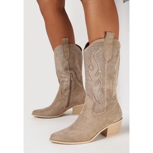 Ciemnobeżowe Botki Kowbojki na Słupku z Cyrkoniami Rinila 38 okazja born2be.pl