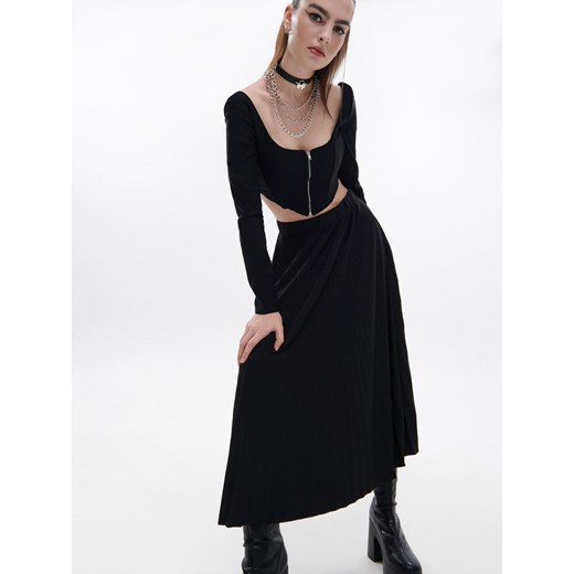 Cropp - Czarna spódnica midi z plisami - czarny Cropp S promocyjna cena Cropp