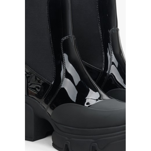 Botki Estro na platformie czarne bez zapięcia na zimę 