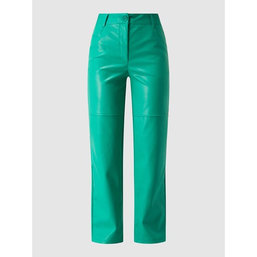 Spodnie z imitacji skóry model ‘Sacci’ ze sklepu Peek&Cloppenburg  w kategorii Spodnie damskie - zdjęcie 167774352