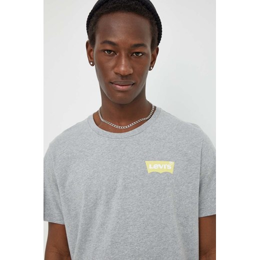 Levi&apos;s t-shirt bawełniany męski kolor szary z nadrukiem ze sklepu ANSWEAR.com w kategorii T-shirty męskie - zdjęcie 167871474