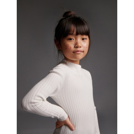 Reserved - Sweter w prążek - złamana biel ze sklepu Reserved w kategorii Swetry dziewczęce - zdjęcie 167884790