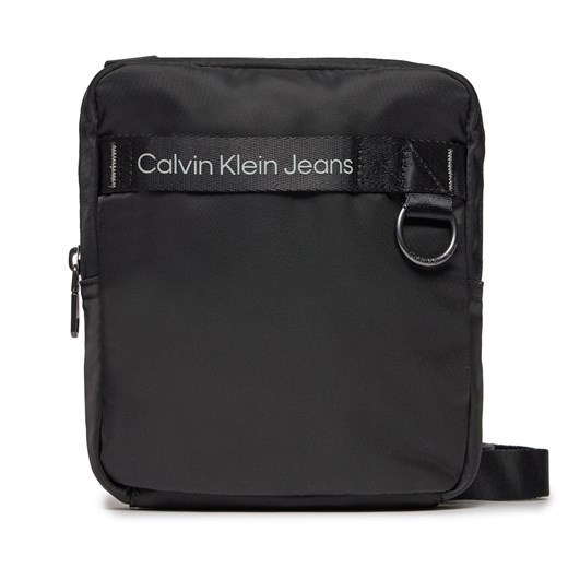 Saszetka Calvin Klein Jeans Urban Explorer Reporter I8 K50K509817 Czarny ze sklepu eobuwie.pl w kategorii Saszetki - zdjęcie 167897443