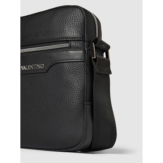 Torba na ramię z detalem z logo w kolorze czarnym Valentino Bags One Size Peek&Cloppenburg 