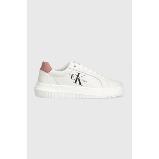 Calvin Klein Jeans sneakersy skórzane YW0YW00823 CHUNKY CUPSOLE MONOLOGO W kolor biały YW0YW00823 ze sklepu ANSWEAR.com w kategorii Buty sportowe damskie - zdjęcie 167939482