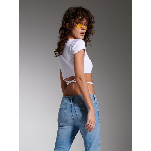 Sinsay - Crop top z wiązaniem - biały Sinsay XS okazyjna cena Sinsay