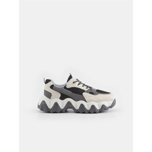 Buty sportowe damskie Sinsay sneakersy płaskie na wiosnę 