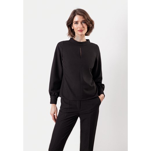 Czarna bluzka ze stójką ze sklepu Molton w kategorii Bluzy damskie - zdjęcie 167962703