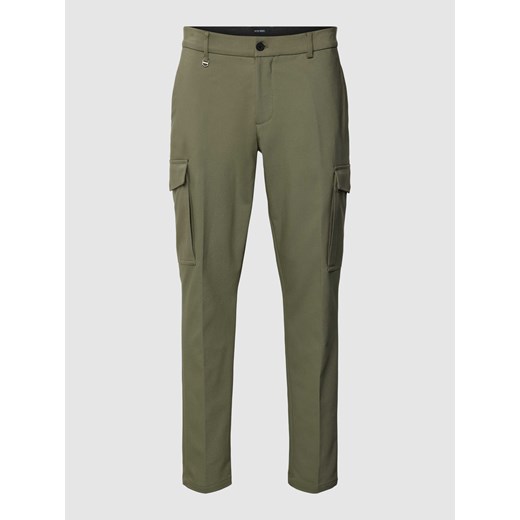 Spodnie o kroju skinny fit z kieszeniami cargo ze sklepu Peek&Cloppenburg  w kategorii Spodnie męskie - zdjęcie 167963510