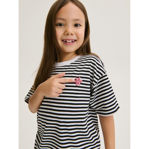 Reserved - Bawełniany t-shirt w paski - biały ze sklepu Reserved w kategorii Bluzki dziewczęce - zdjęcie 167993840