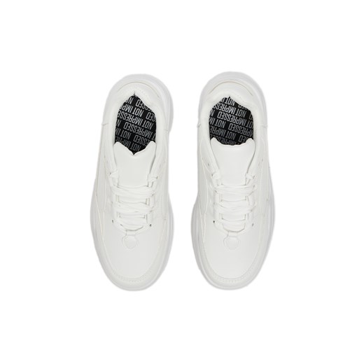 Buty sportowe damskie Cropp sneakersy białe z tworzywa sztucznego 