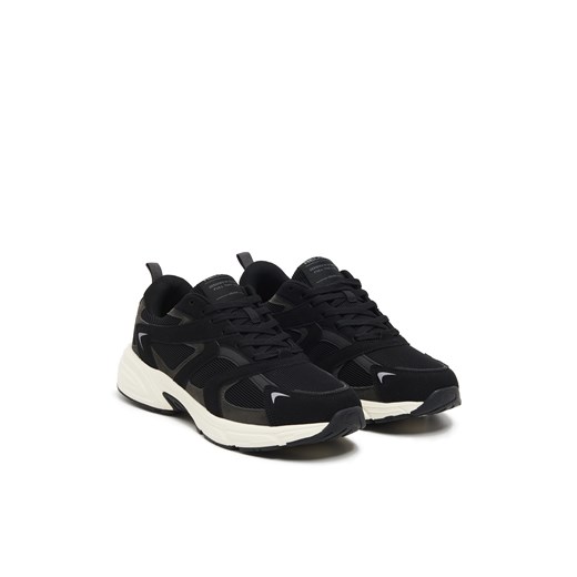 Cropp - Czarne sneakersy z elementami reflective - czarny ze sklepu Cropp w kategorii Buty sportowe męskie - zdjęcie 168077854