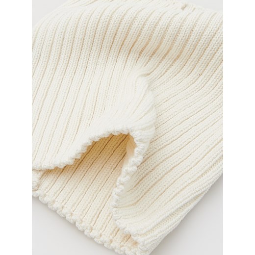 Beżowy szalik dziecięcy Reserved 