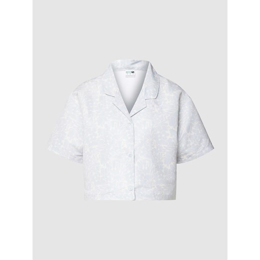Bluzka koszulowa z kwiatowym wzorem na całej powierzchni ze sklepu Peek&Cloppenburg  w kategorii Koszule damskie - zdjęcie 168088153