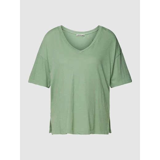 T-shirt z zaokrąglonym dekoltem w serek model ‘SVENNIE’ ze sklepu Peek&Cloppenburg  w kategorii Bluzki damskie - zdjęcie 168098472
