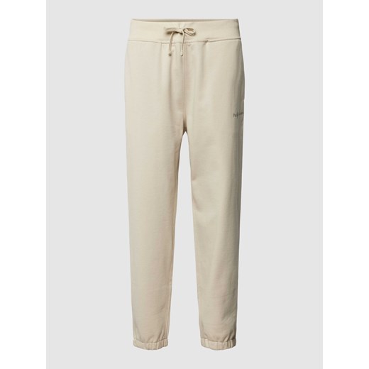 Spodnie dresowe z detalem z logo ze sklepu Peek&Cloppenburg  w kategorii Spodnie męskie - zdjęcie 168113974