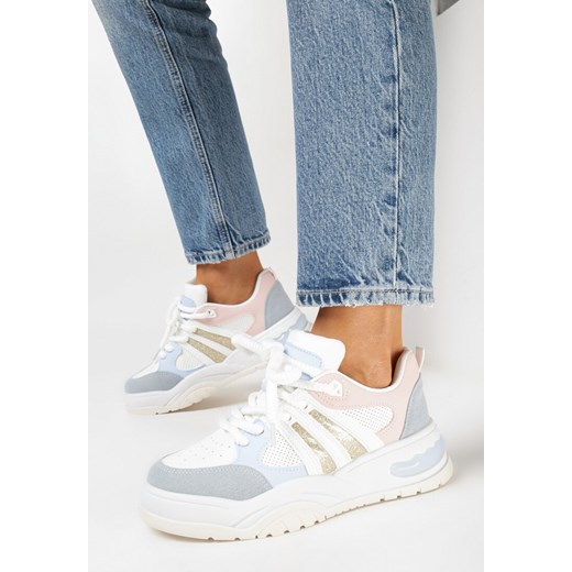 Biało-Niebieskie Sneakersy z Brokatem i Perforacją Kimelle ze sklepu born2be.pl w kategorii Buty sportowe damskie - zdjęcie 168119760