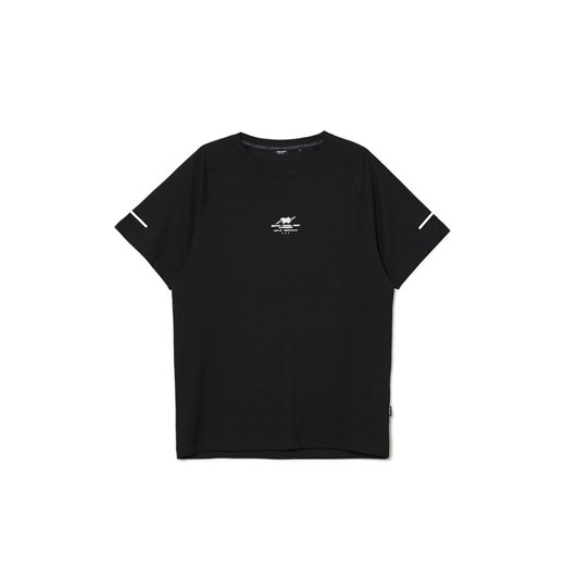 Cropp - Czarny T-shirt z odblaskowymi nadrukami - czarny ze sklepu Cropp w kategorii T-shirty męskie - zdjęcie 168138031
