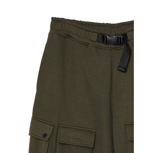 Cropp - Zielone joggery cargo - zielony ze sklepu Cropp w kategorii Spodnie męskie - zdjęcie 168151834