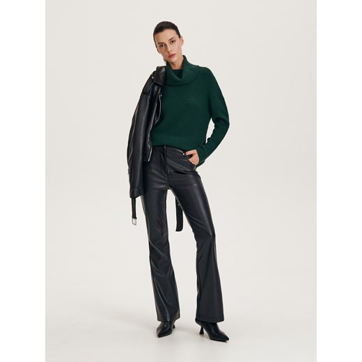 Reserved - Sweter z luźnym golfem - ciemnozielony ze sklepu Reserved w kategorii Swetry damskie - zdjęcie 168157123