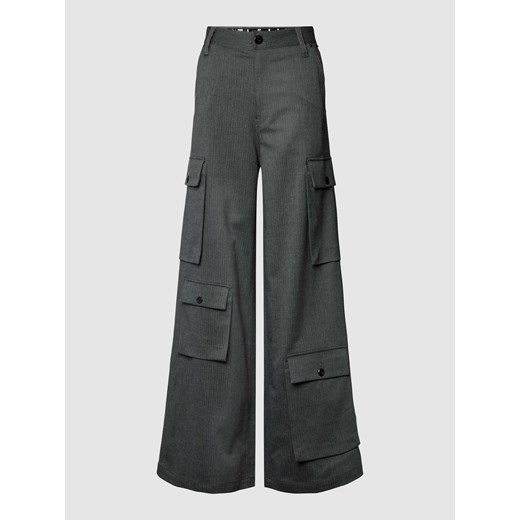 Spodnie cargo z nakładanymi kieszeniami ze sklepu Peek&Cloppenburg  w kategorii Spodnie damskie - zdjęcie 168221631